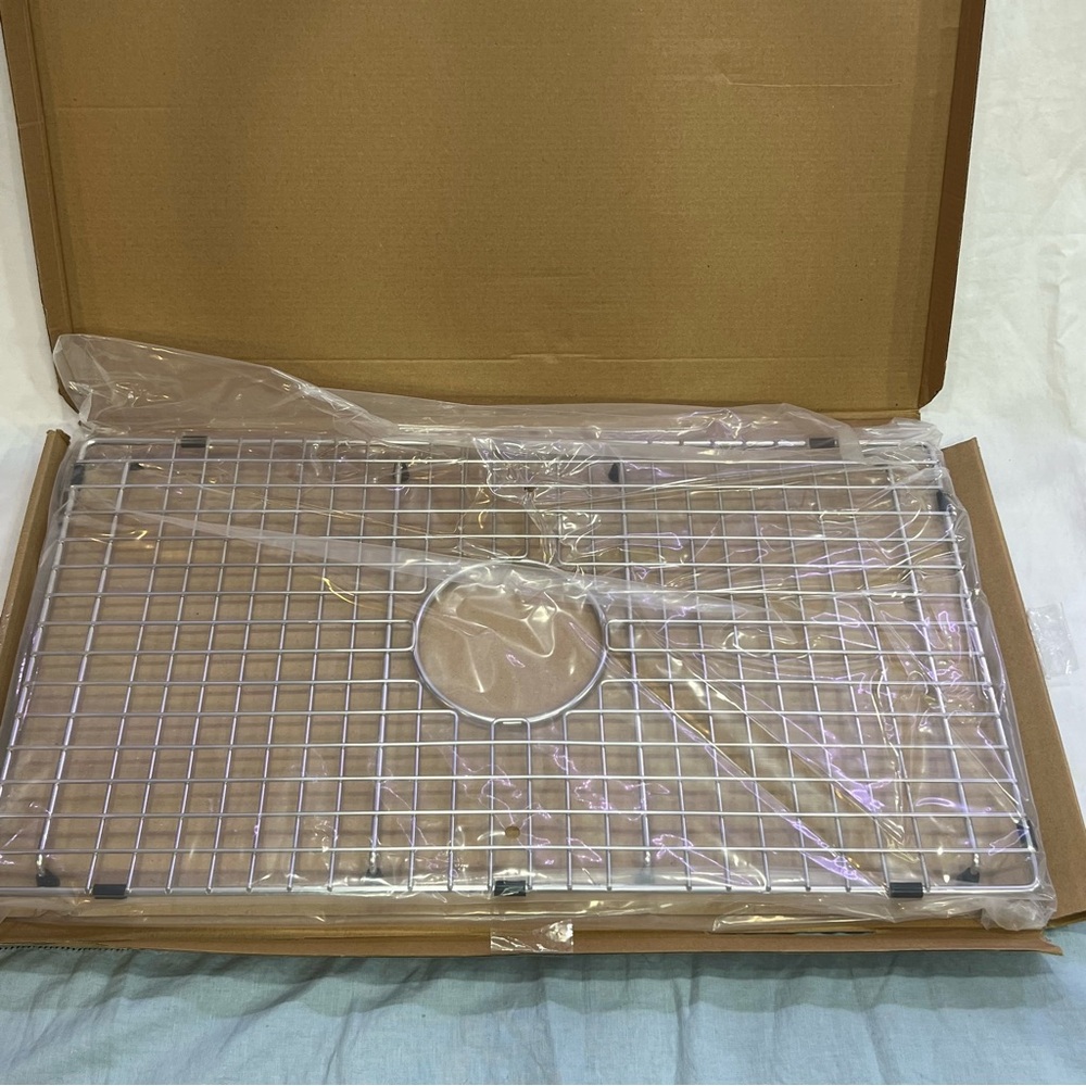 NEW Center Drain Heavy-Duty Stainless Steel Sink Grid by Serene Valley SVH2615C